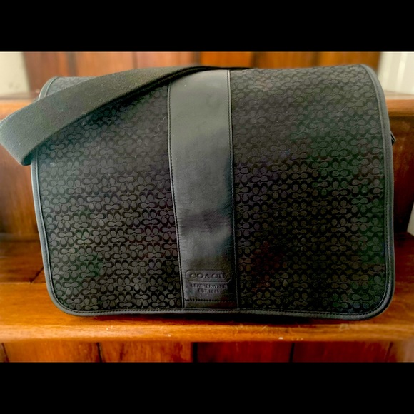 Coach authentic messenger laptop or diaper bag - Picture 1 of 5